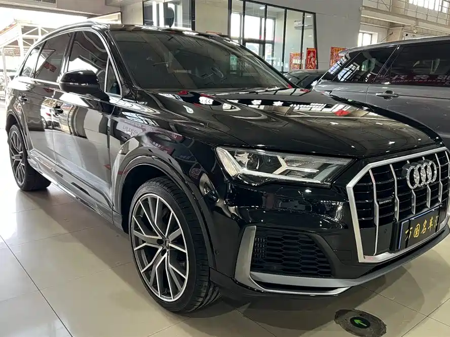 Audi Q7 2022 — фото 3