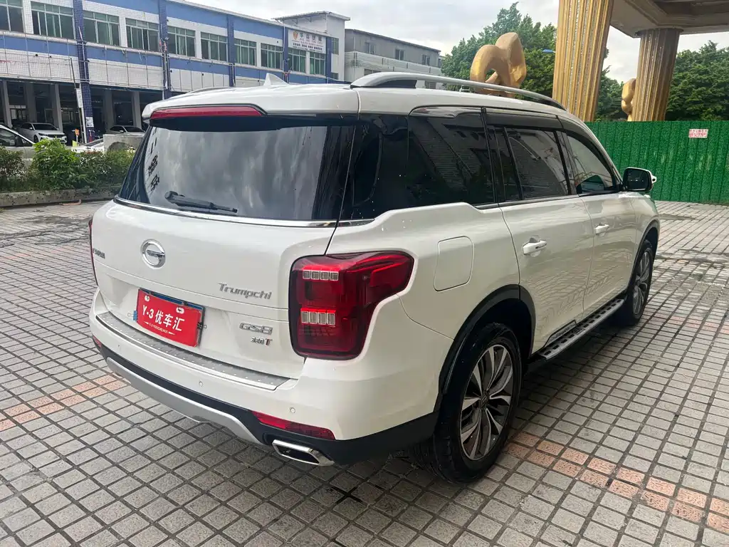 GAC Motor Trumpchi GS8 2017 — фото 7
