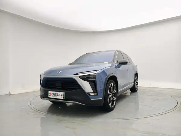 NIO ES8 2022