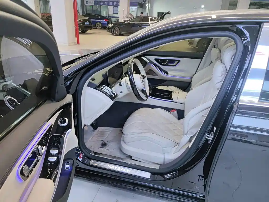 Mercedes-Benz Maybach S-Class 2023