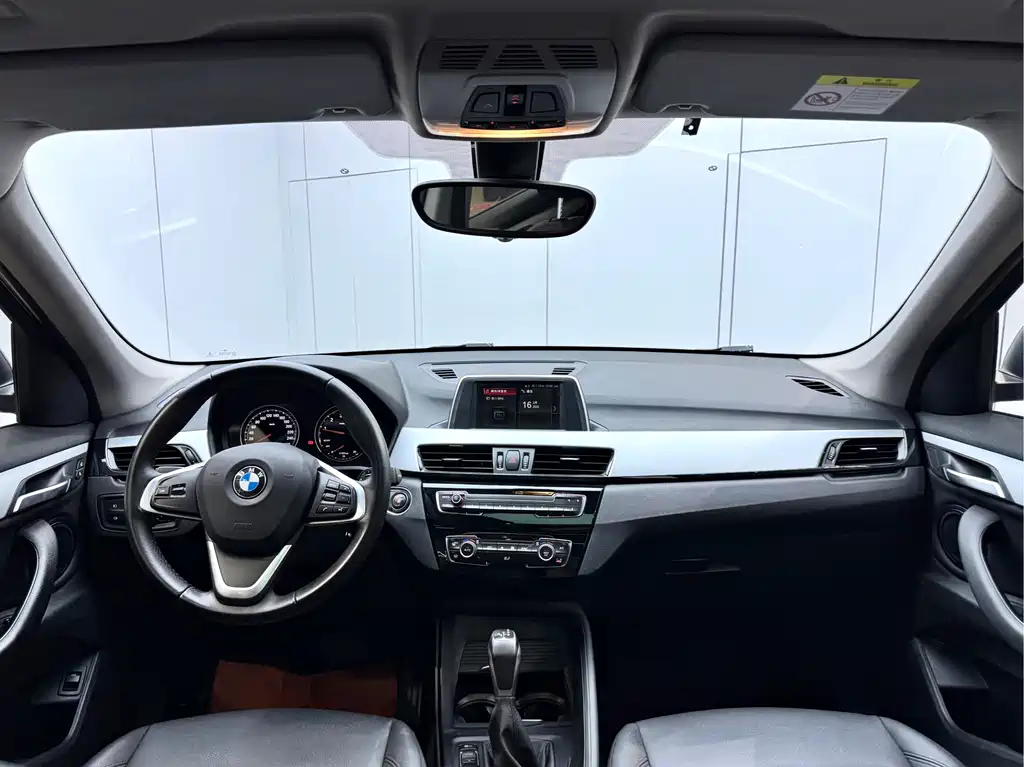 BMW X1 2019 — фото 19
