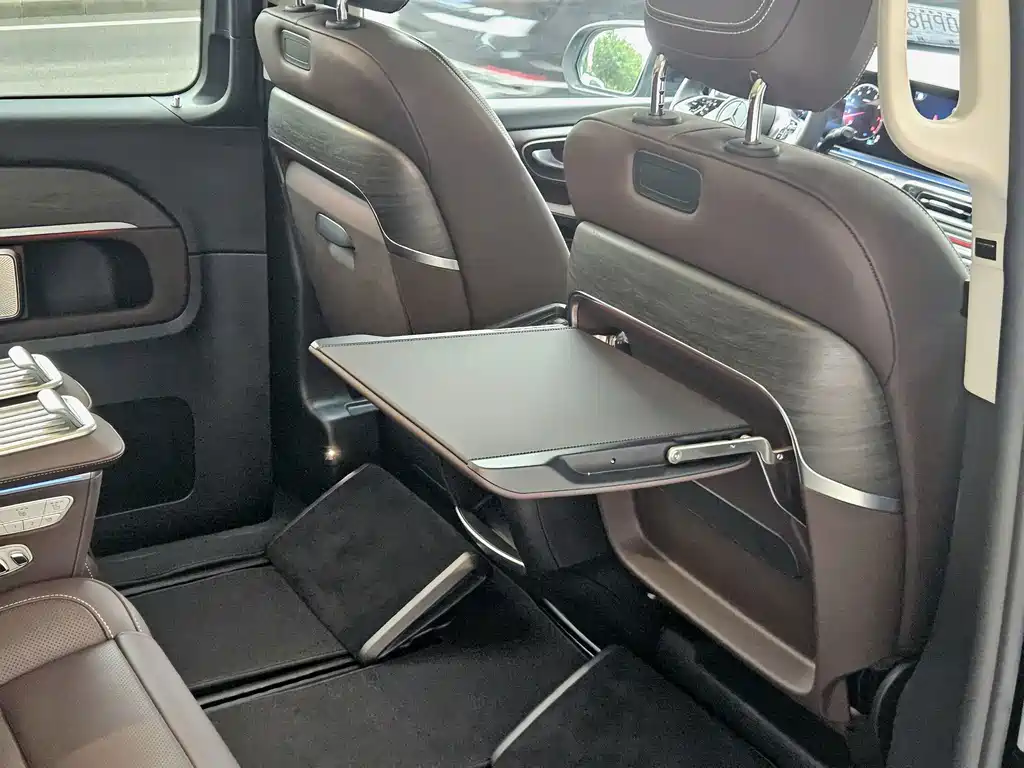 Mercedes-Benz V-Class 2025 — фото 22