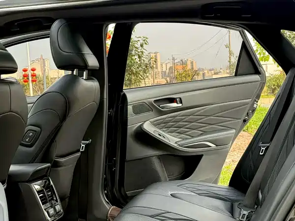 Toyota Avalon 2019