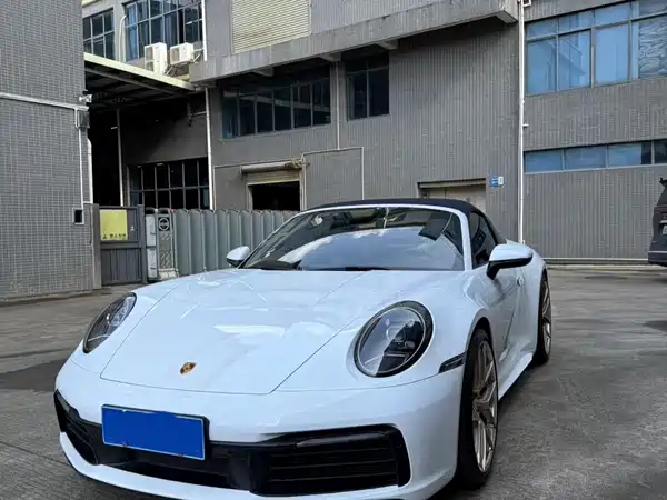 Porsche 911 2021