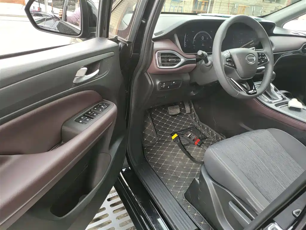 GAC Motor Trumpchi M6 2023 — фото 16