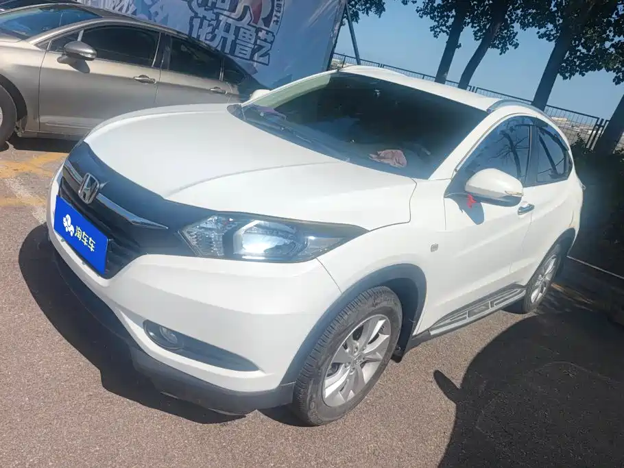 Honda Vezel 2015