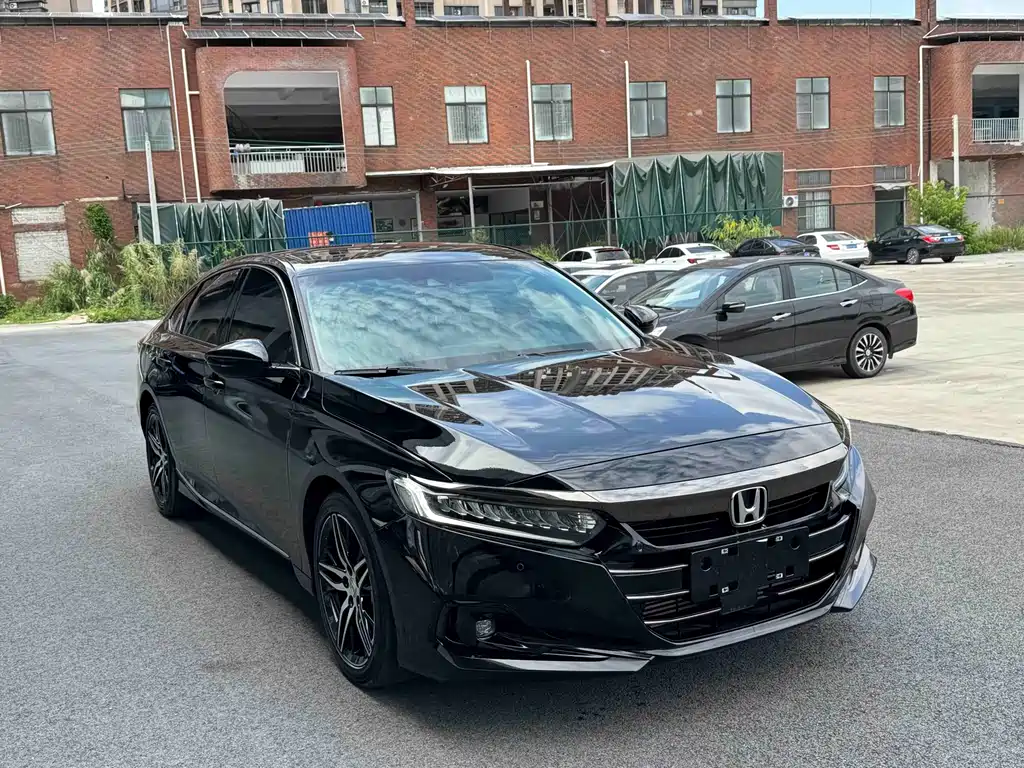 Honda Accord 2023 — фото 3