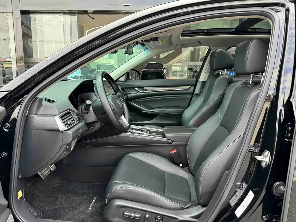 Honda Accord 2023 — фото 4