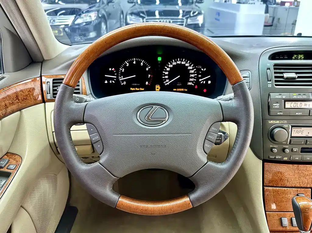 Lexus LS 2004 — фото 13