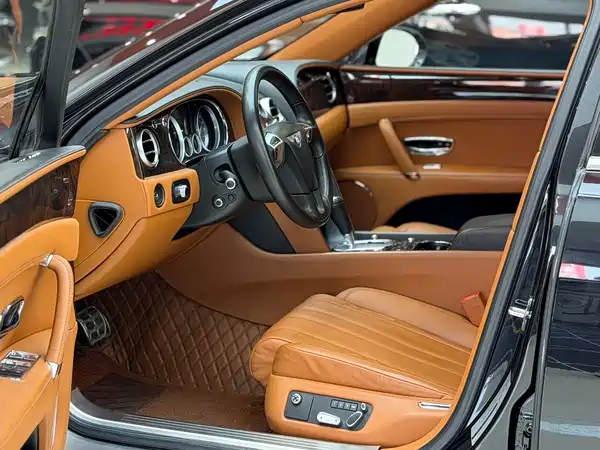 Bentley Flying Spur 2014