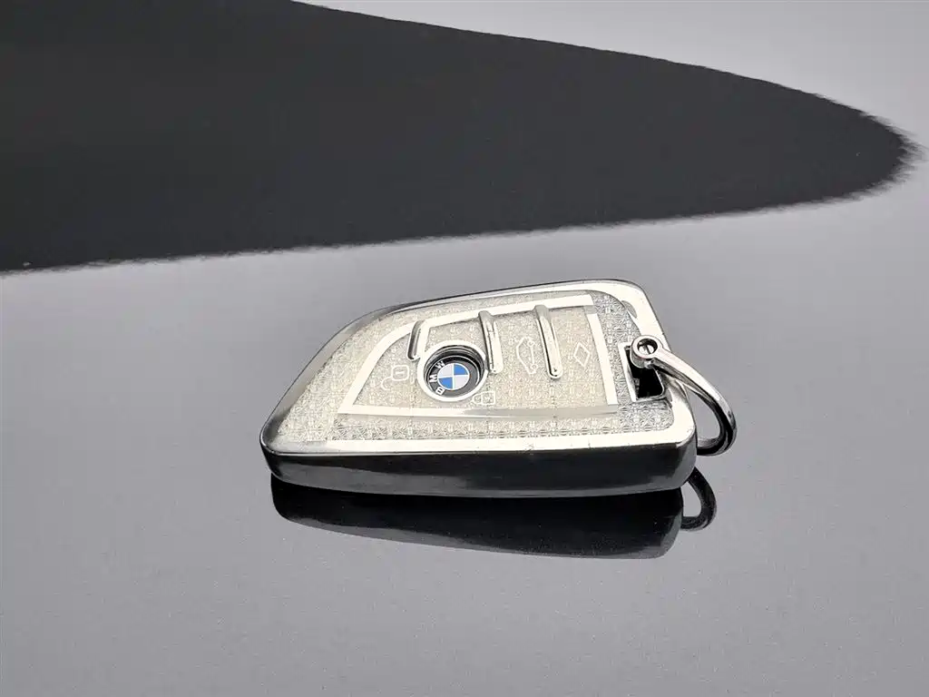 BMW 5 Series 2023 — фото 19