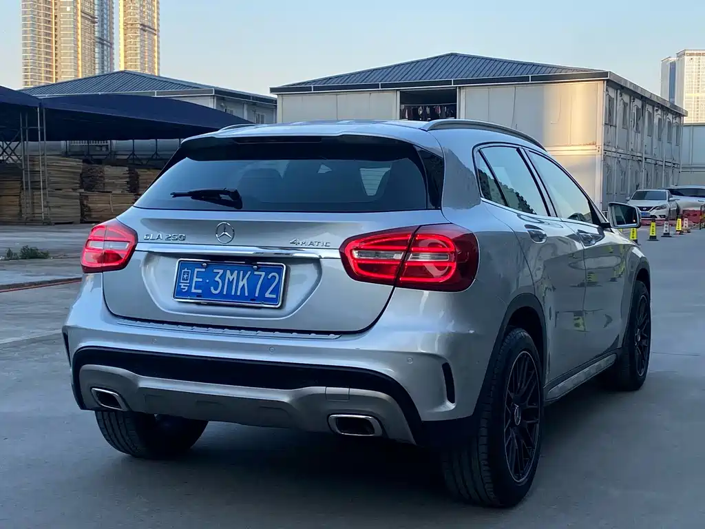 Mercedes-Benz GLA 2015 — фото 6