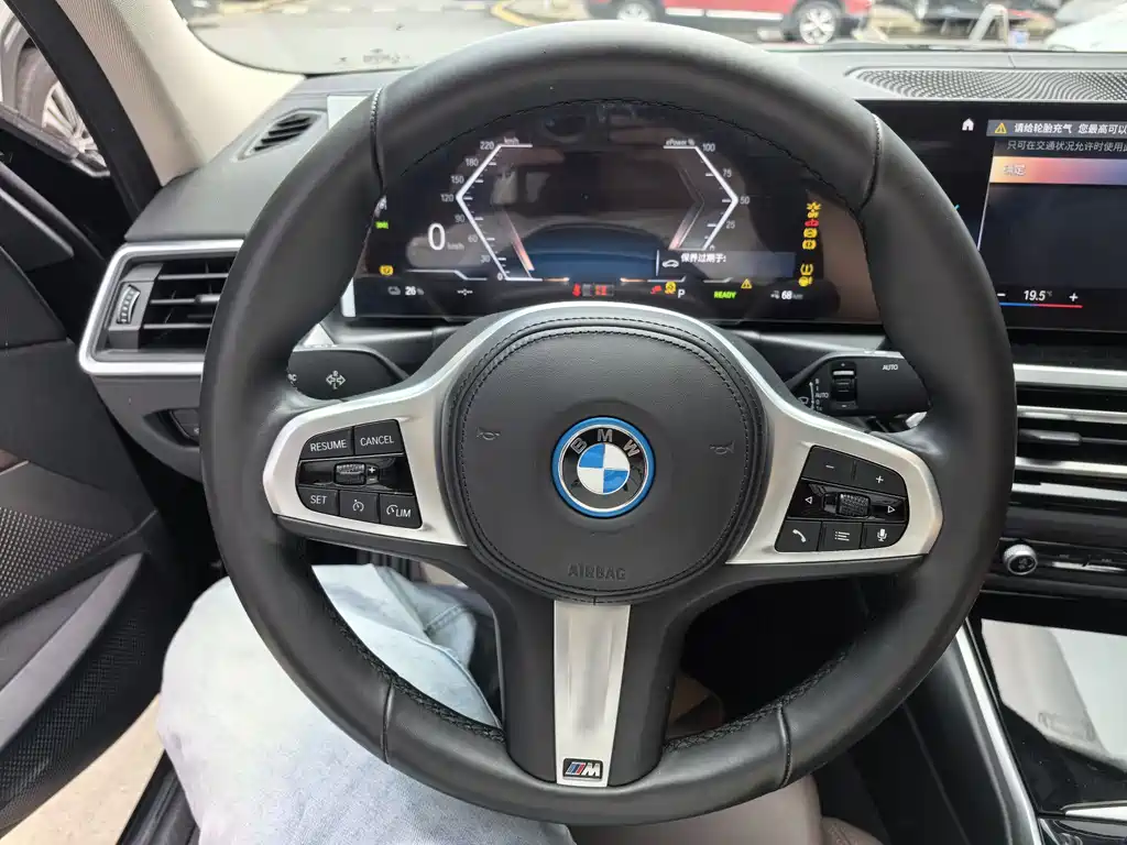 BMW i3 2023 — фото 8