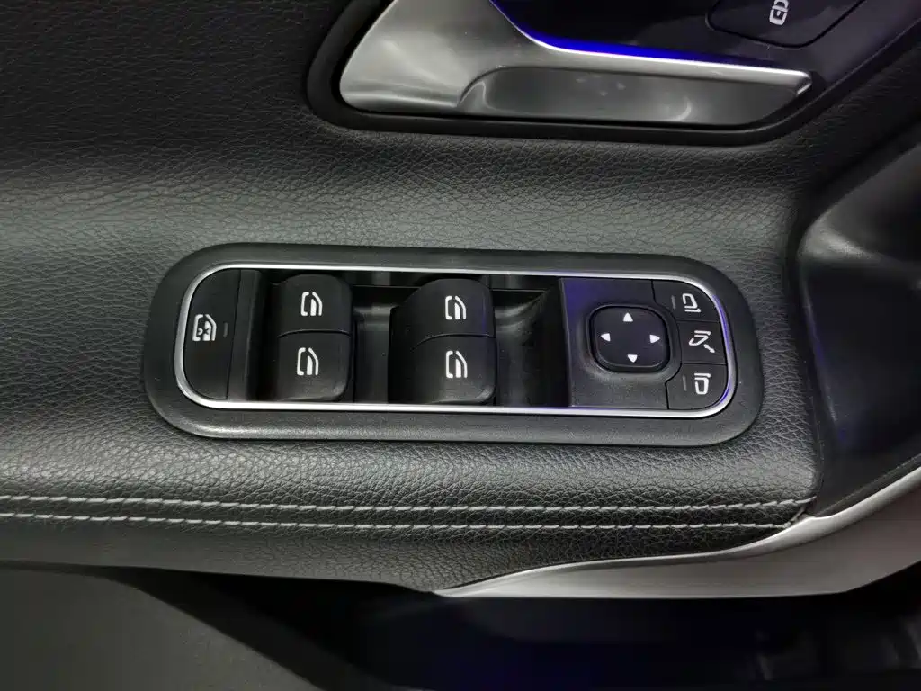 Mercedes-Benz A-Class 2019 — фото 9