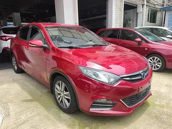 Changan Eado XT 2015