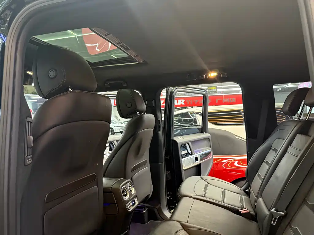Mercedes-Benz G-Class AMG 2023 — фото 12