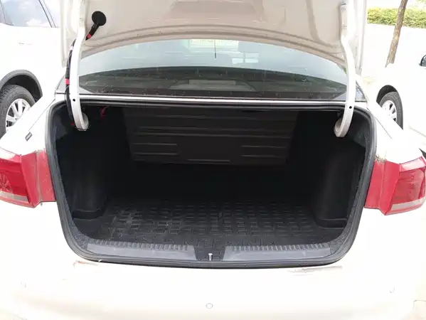 Volkswagen Santana 2016