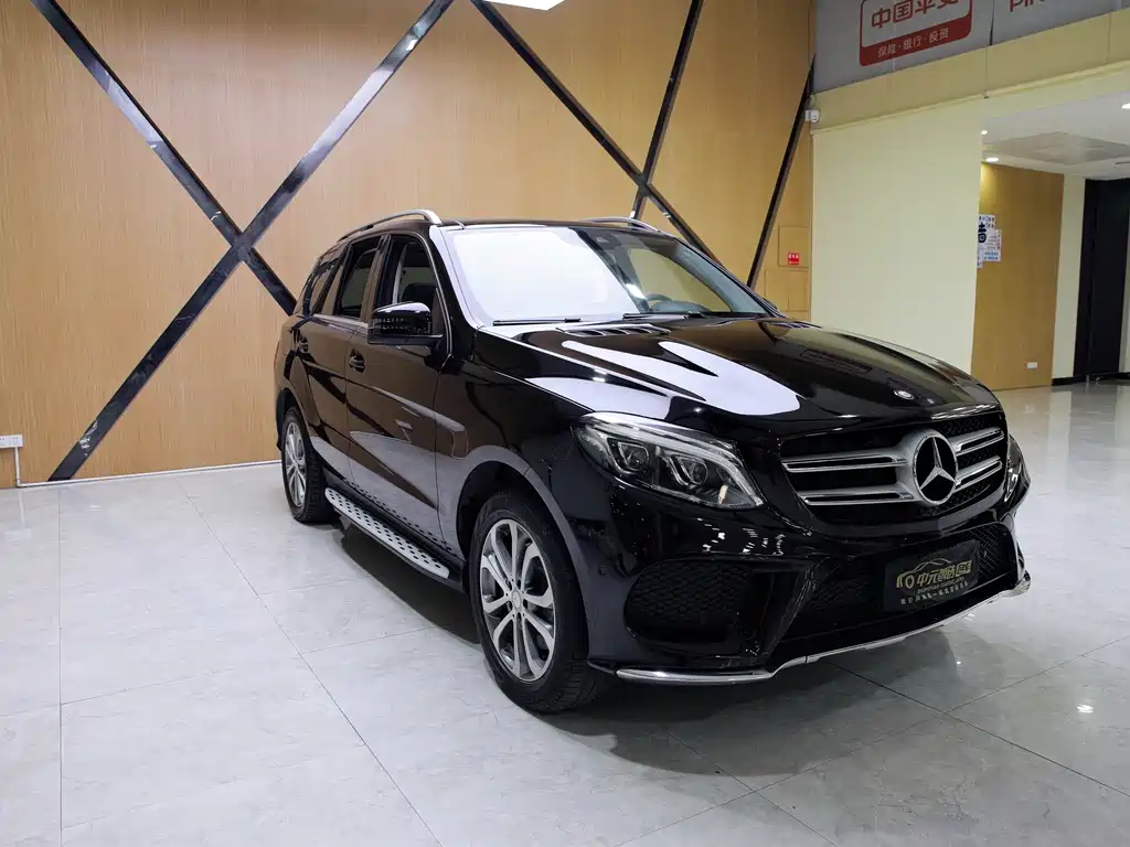 Mercedes-Benz GLE 2016