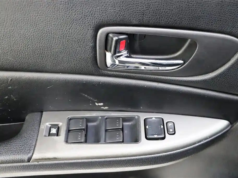 Mazda 6 2016 — фото 11