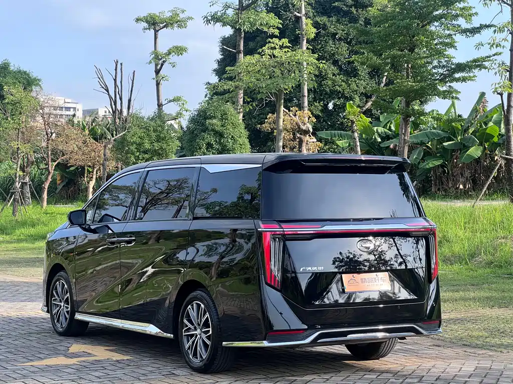 GAC Motor Trumpchi M8 2025 — фото 17