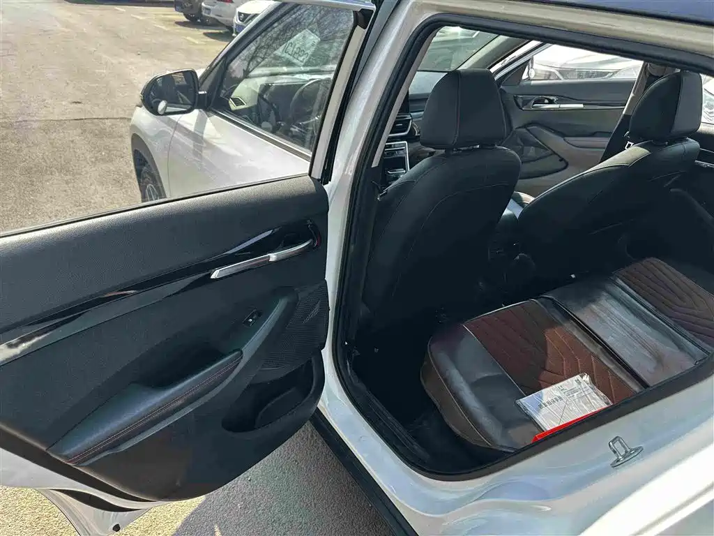 Kia KX3 2021