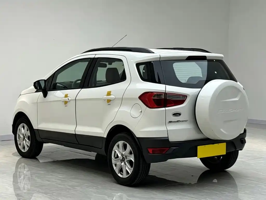 Ford Ecosport 2015 — фото 5