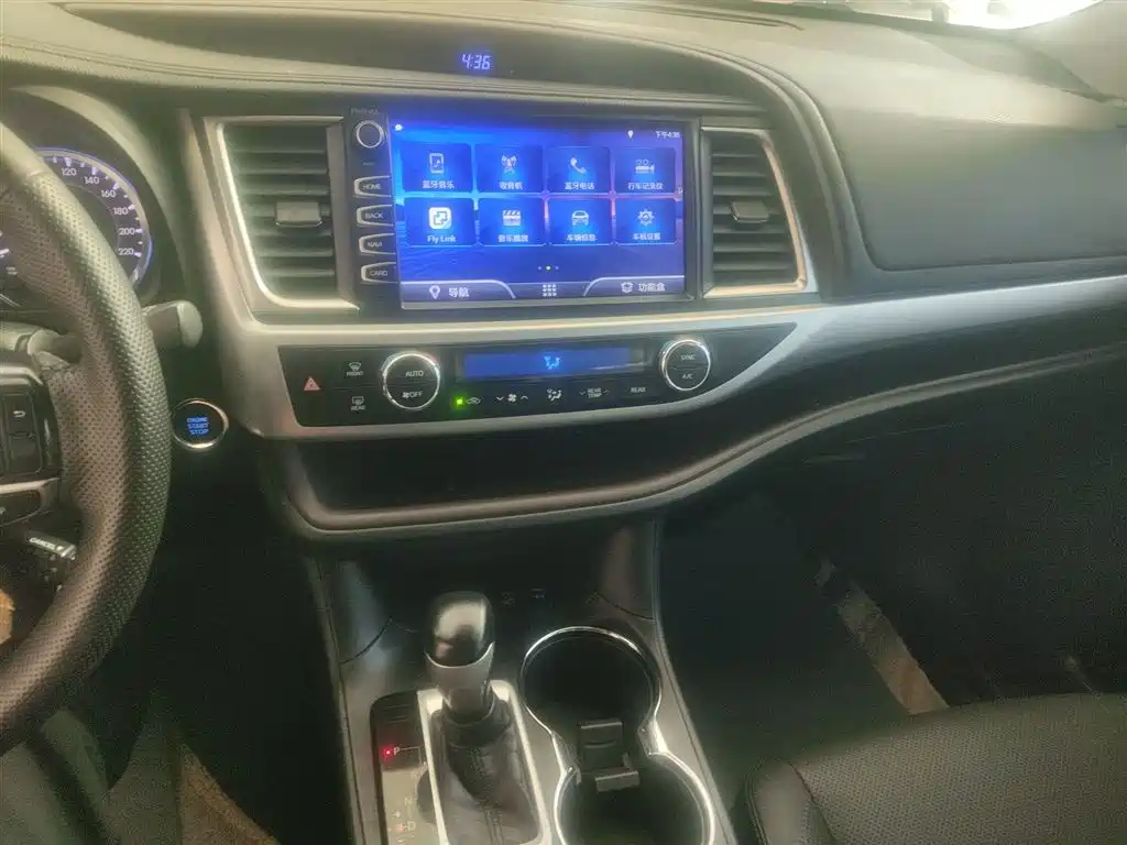 Toyota Highlander 2017 — фото 13