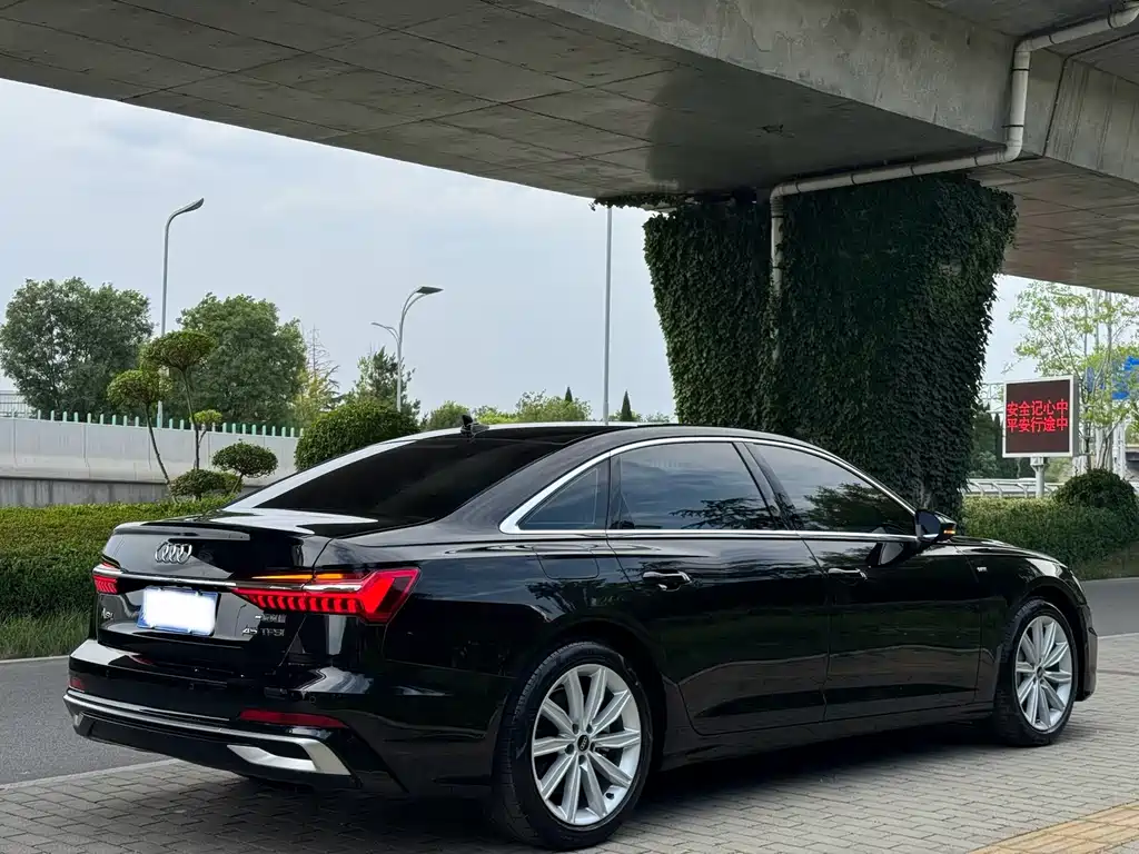 Audi A6L 2024 — фото 4
