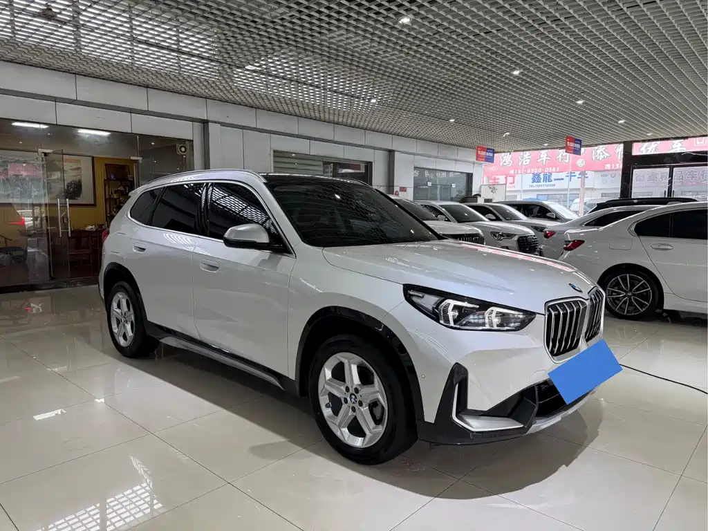 BMW X1 2023 — фото 3