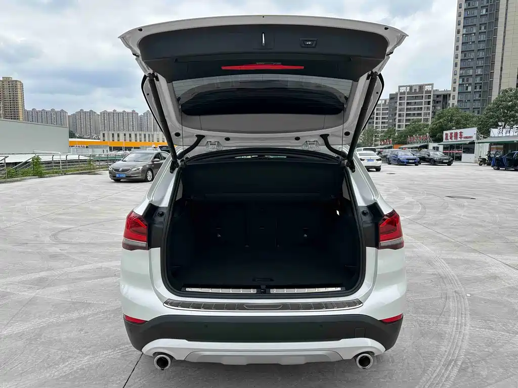 BMW X1 2022 — фото 18