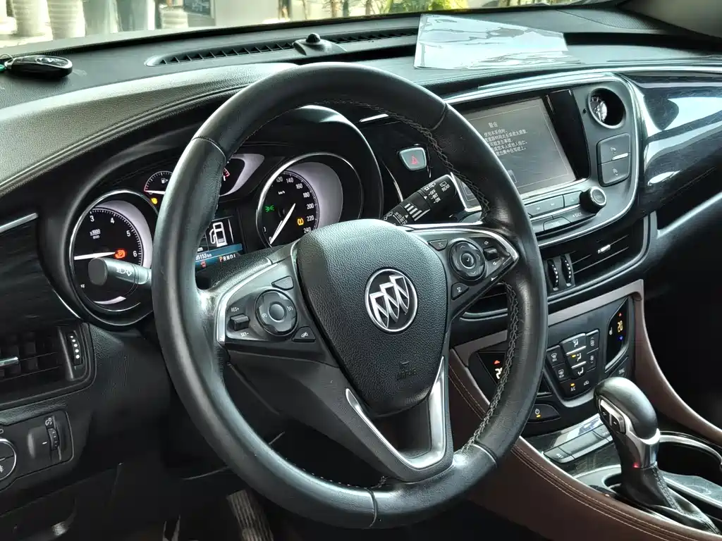 Buick Envision Plus 2018 — фото 8