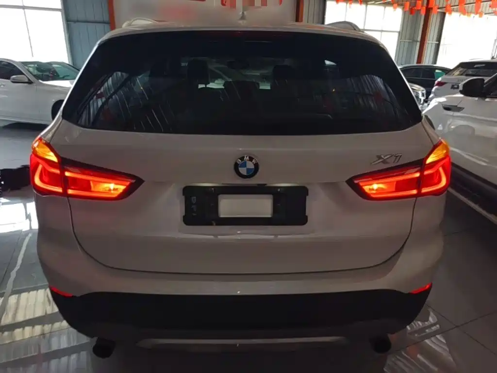 BMW X1 2017 — фото 6
