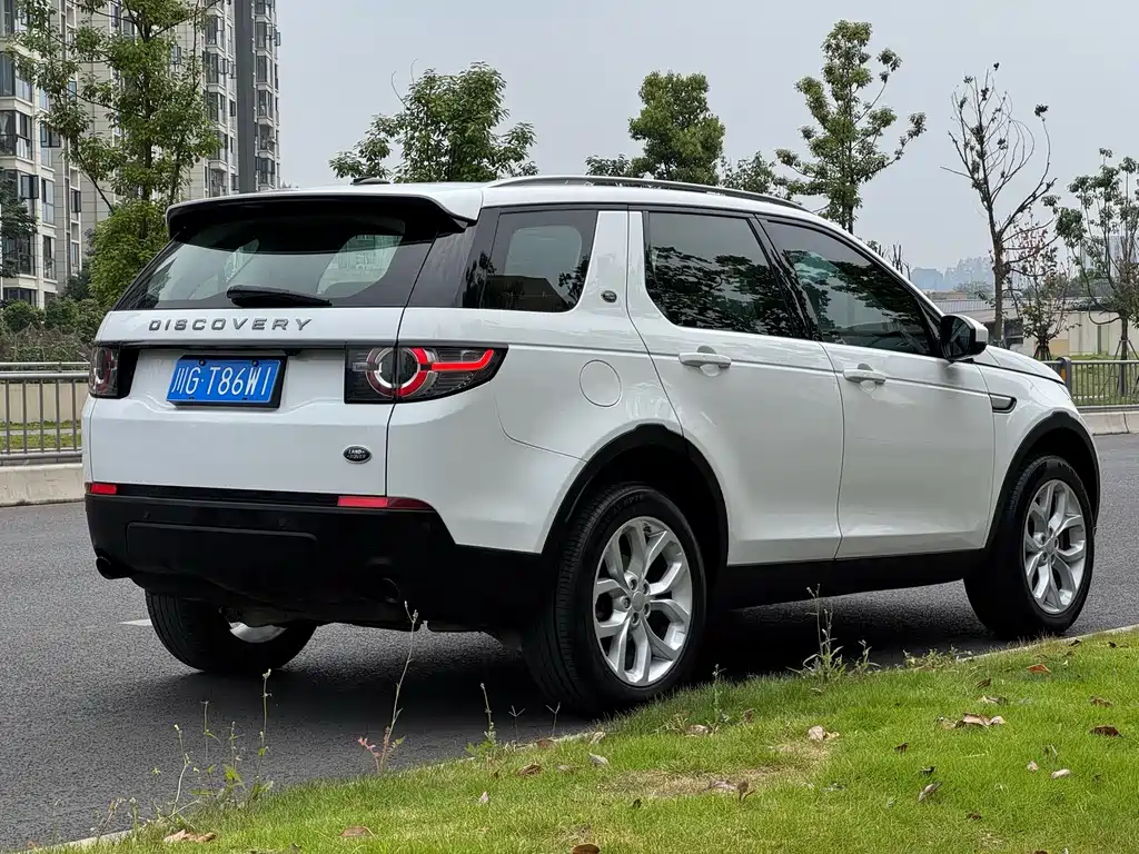 Land Rover Discovery Sport 2016 — фото 16