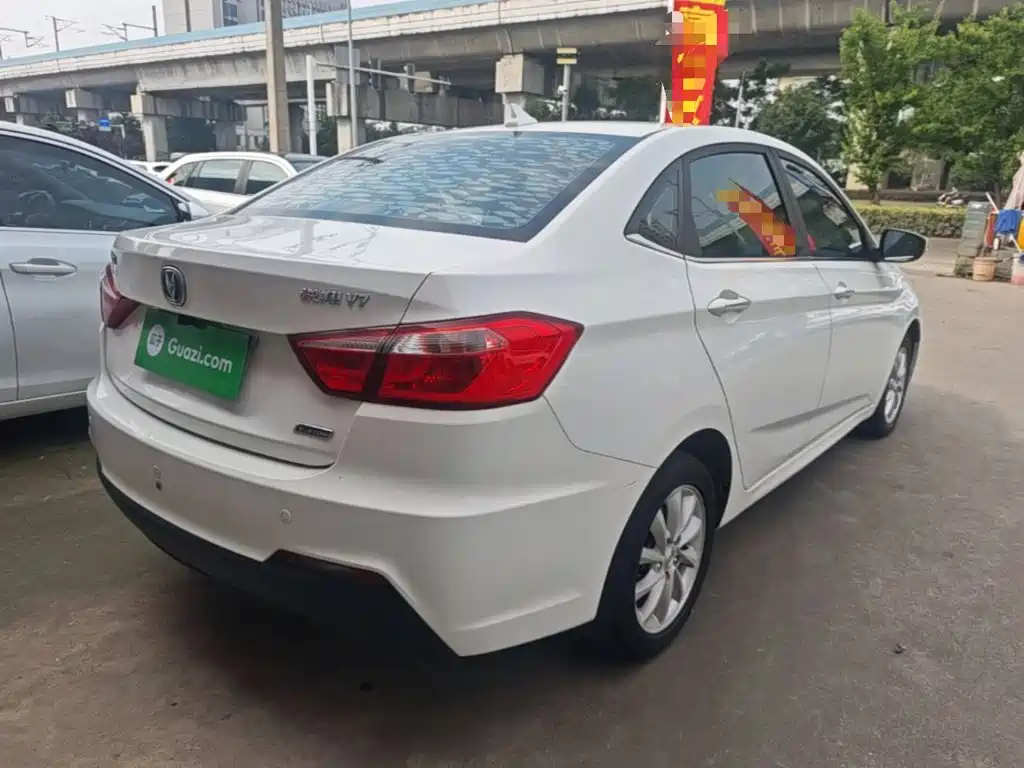 Changan V7 2017 — фото 7