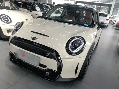 MINI MINI 2023