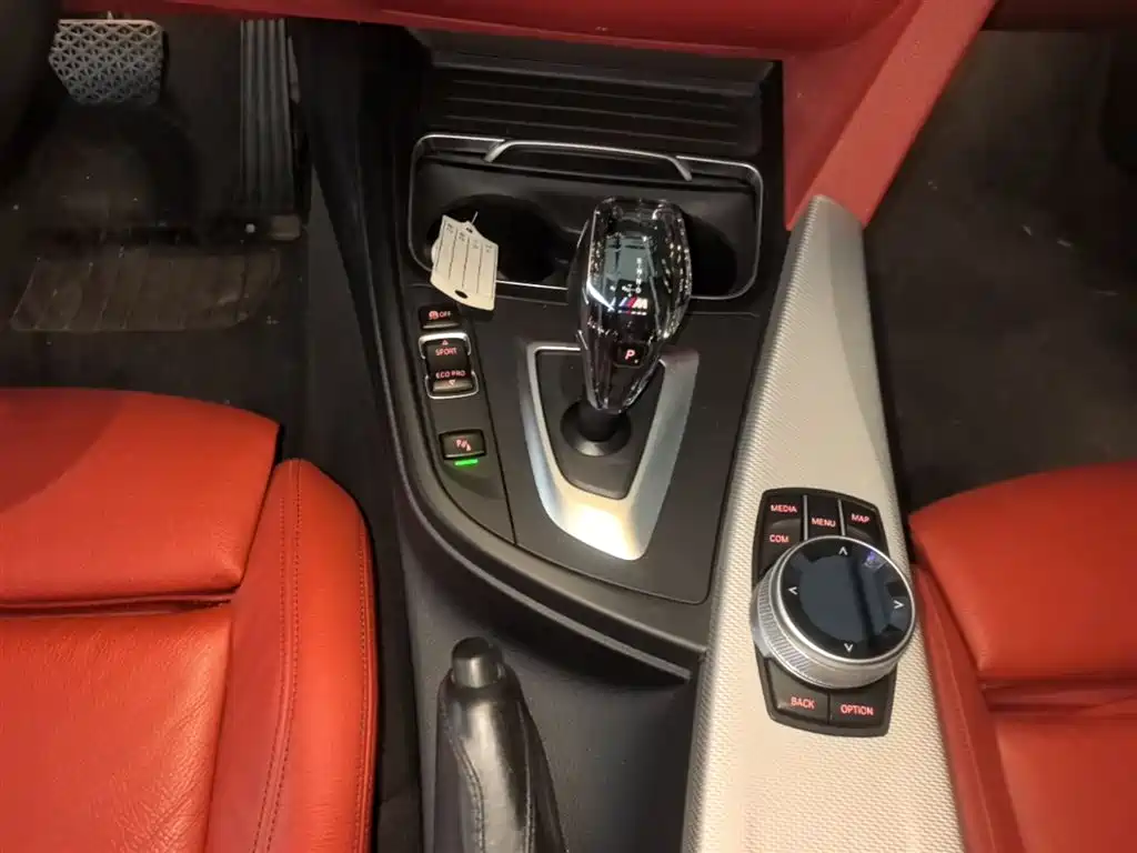 BMW 4 Series 2018 — фото 14