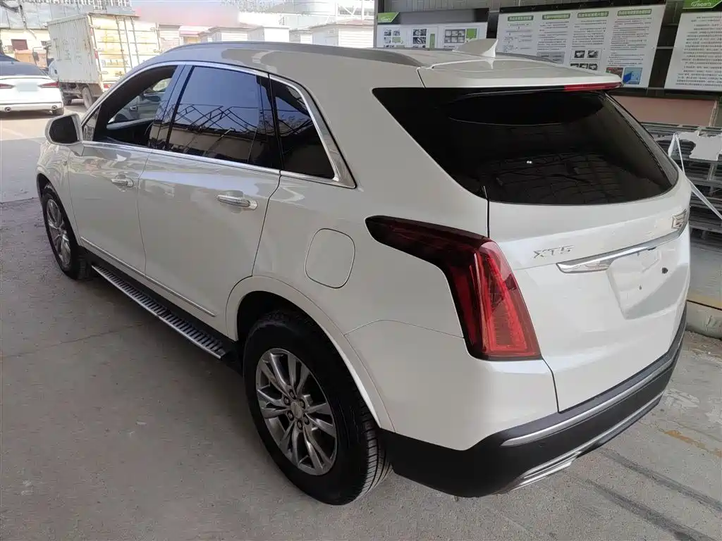 Cadillac XT5 2020 — фото 23