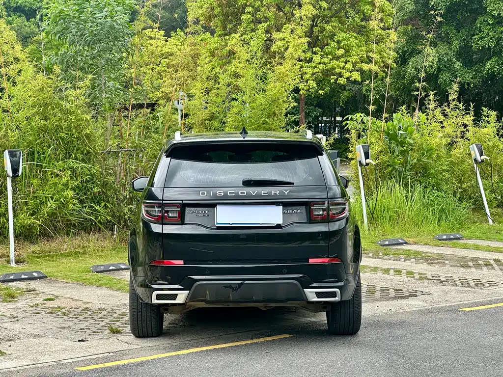Land Rover Discovery Sport 2021 — фото 16