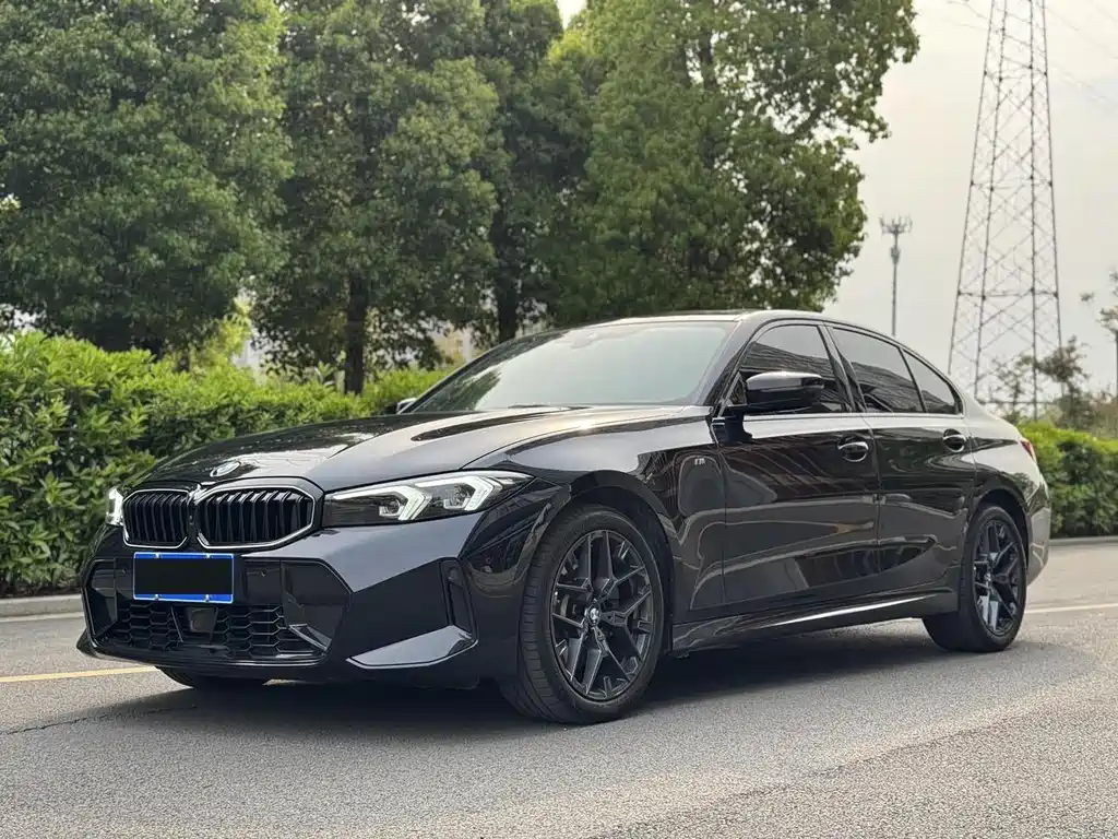 BMW 3 Series 2024