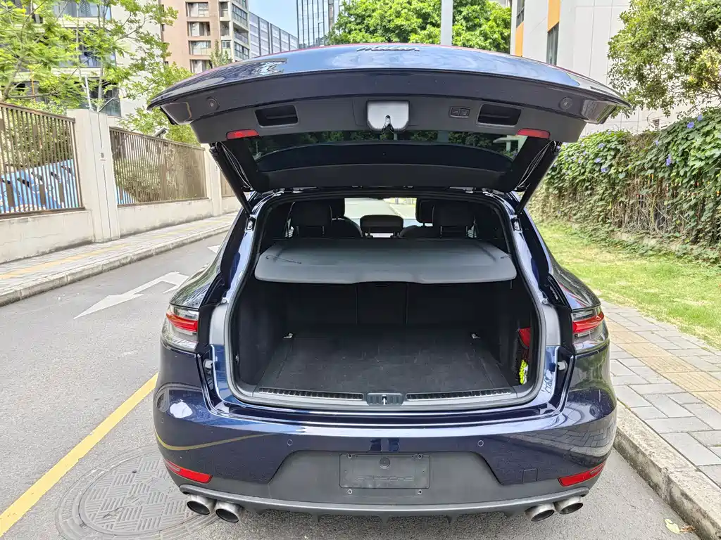 Porsche Macan 2021 — фото 10