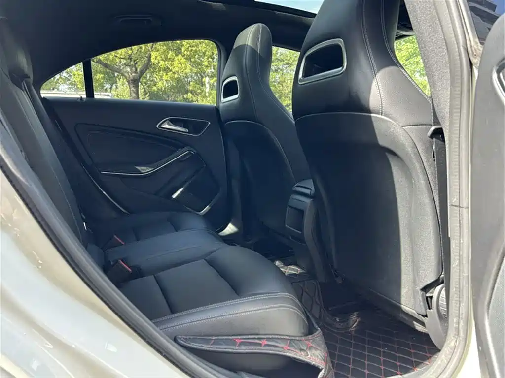 Mercedes-Benz CLA 2017 — фото 12