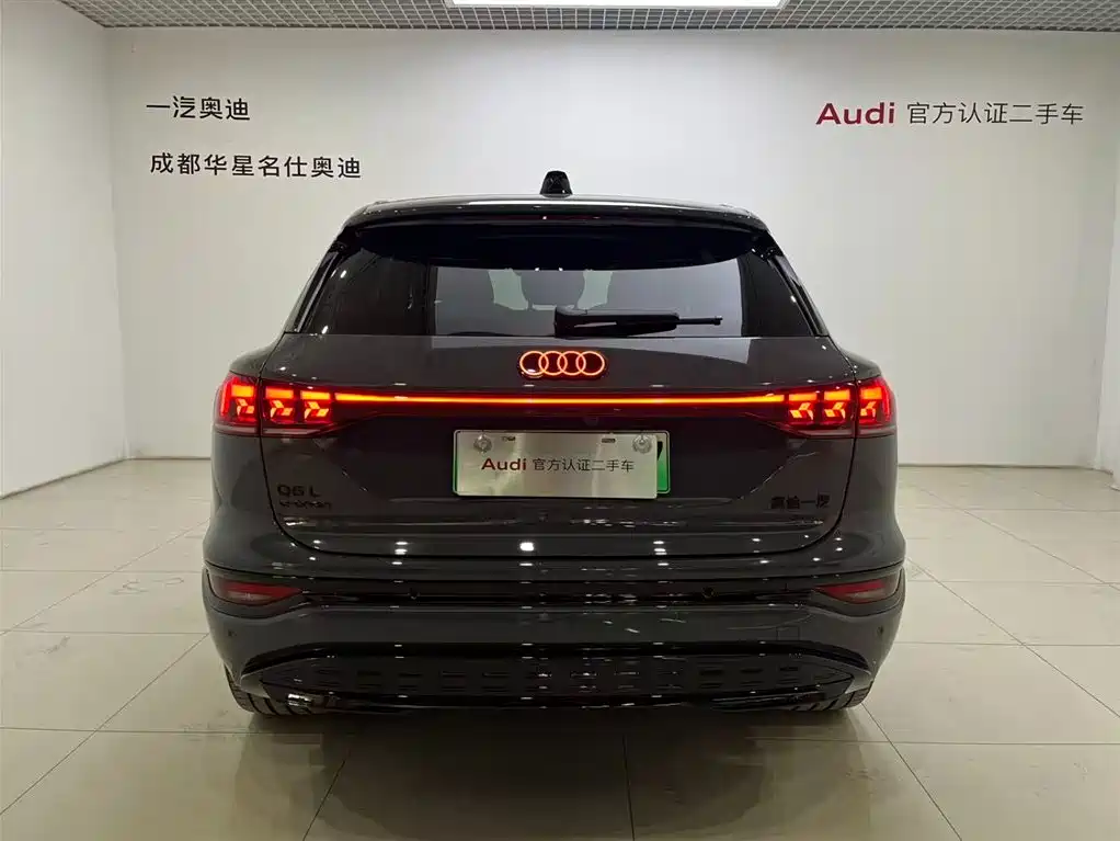 Audi Q6L e-tron 2025 — фото 5