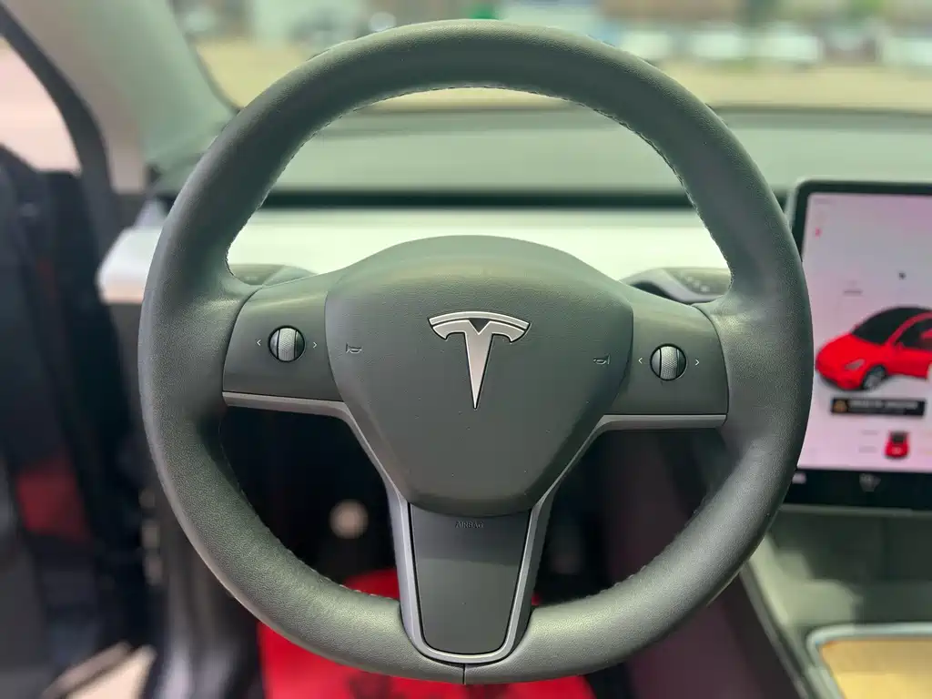 Tesla Model Y 2022 — фото 7