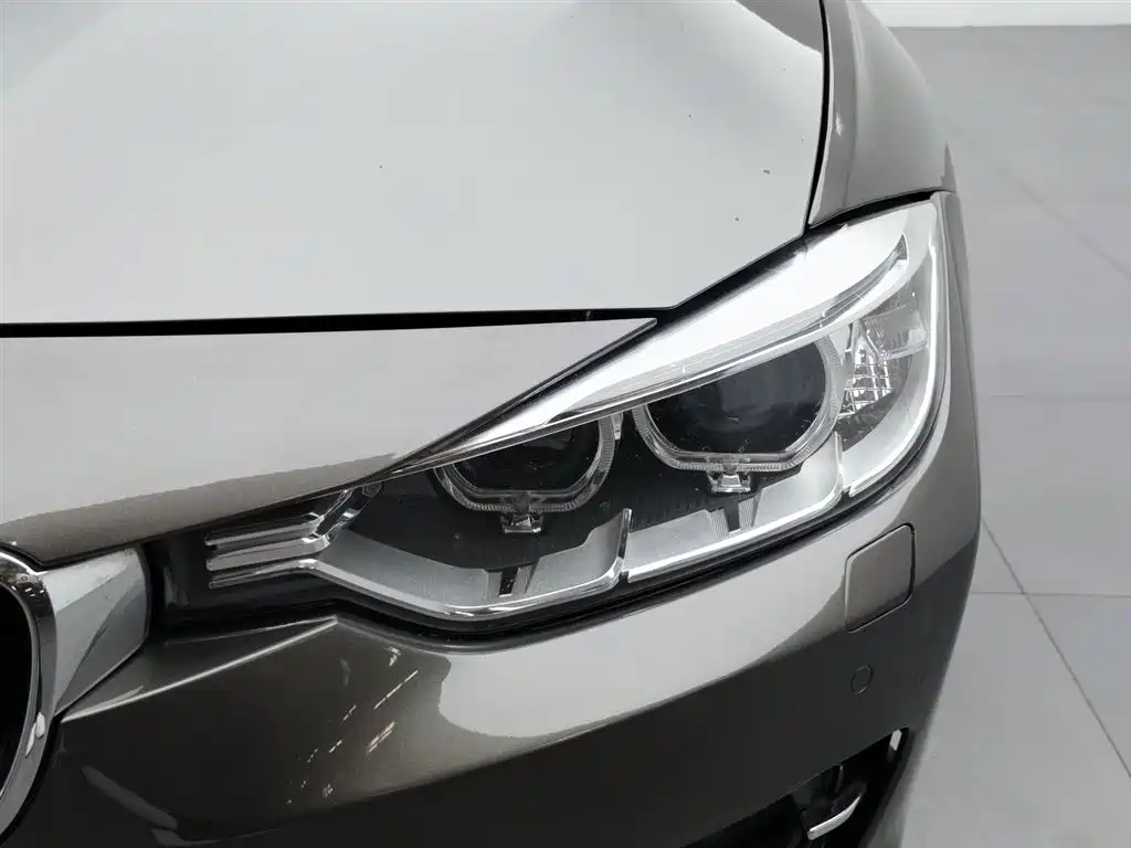 BMW 3 Series 2015 — фото 7