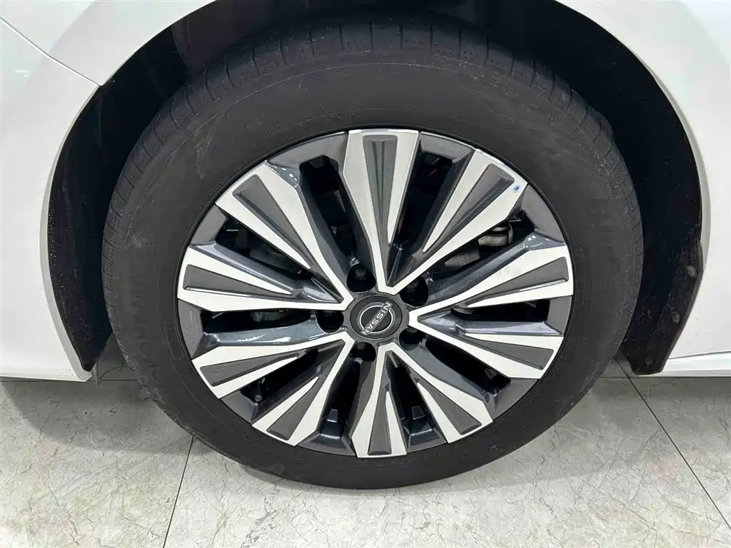 Nissan Teana 2024 — фото 19