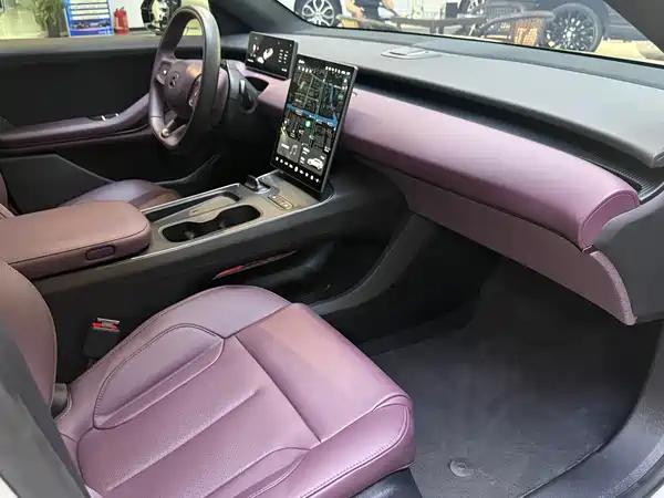 NIO ET5T 2024
