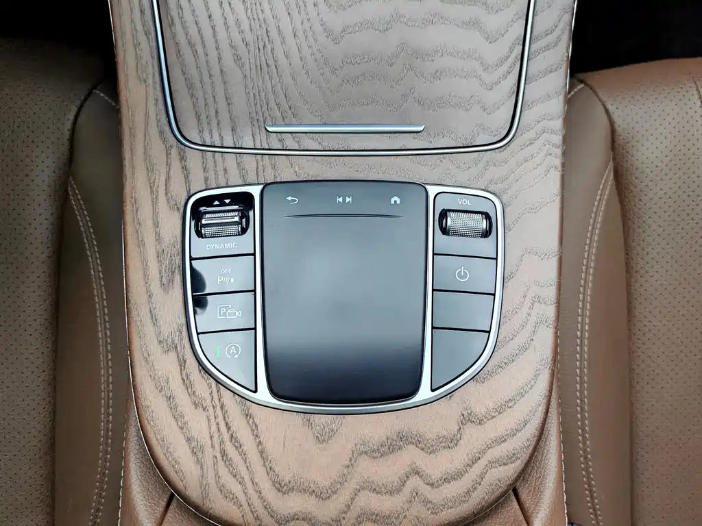 Mercedes-Benz E-Class 2021 — фото 11
