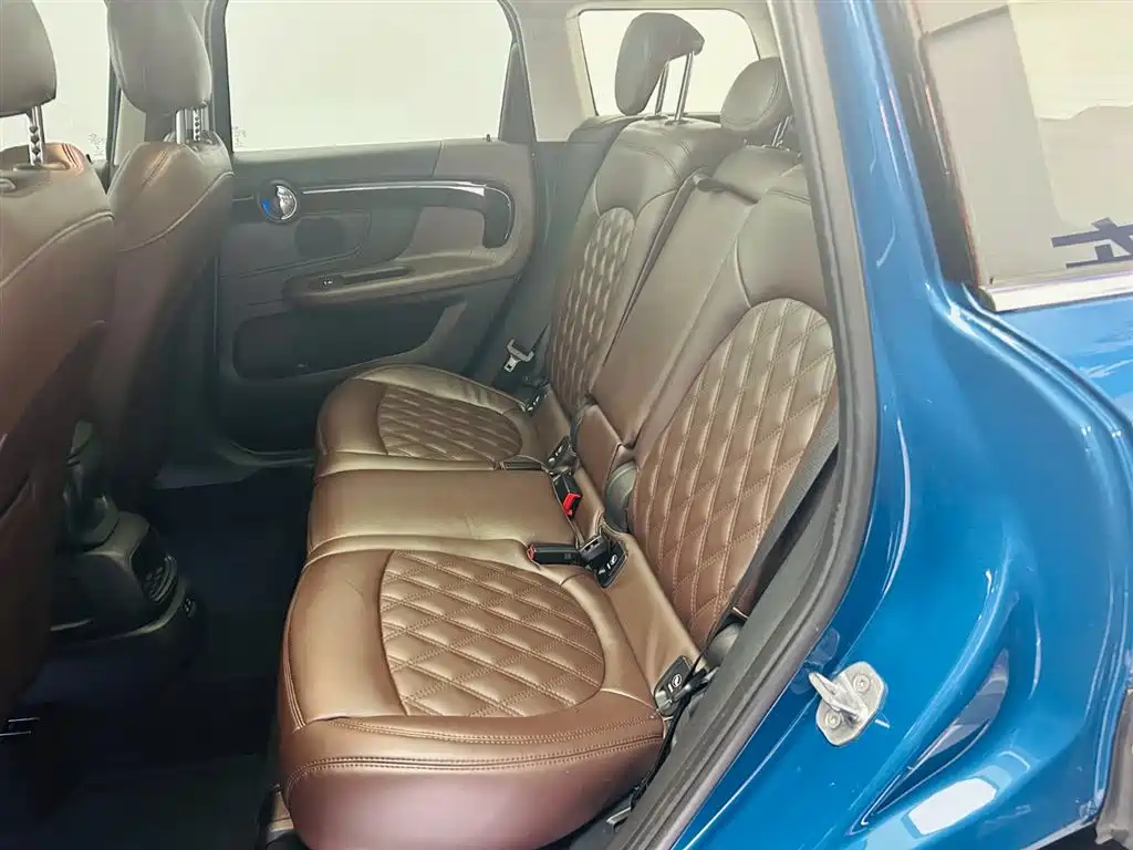 MINI Countryman 2019 — фото 15