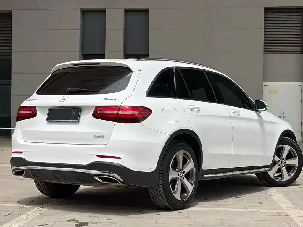 Mercedes-Benz GLC 2017 — фото 6