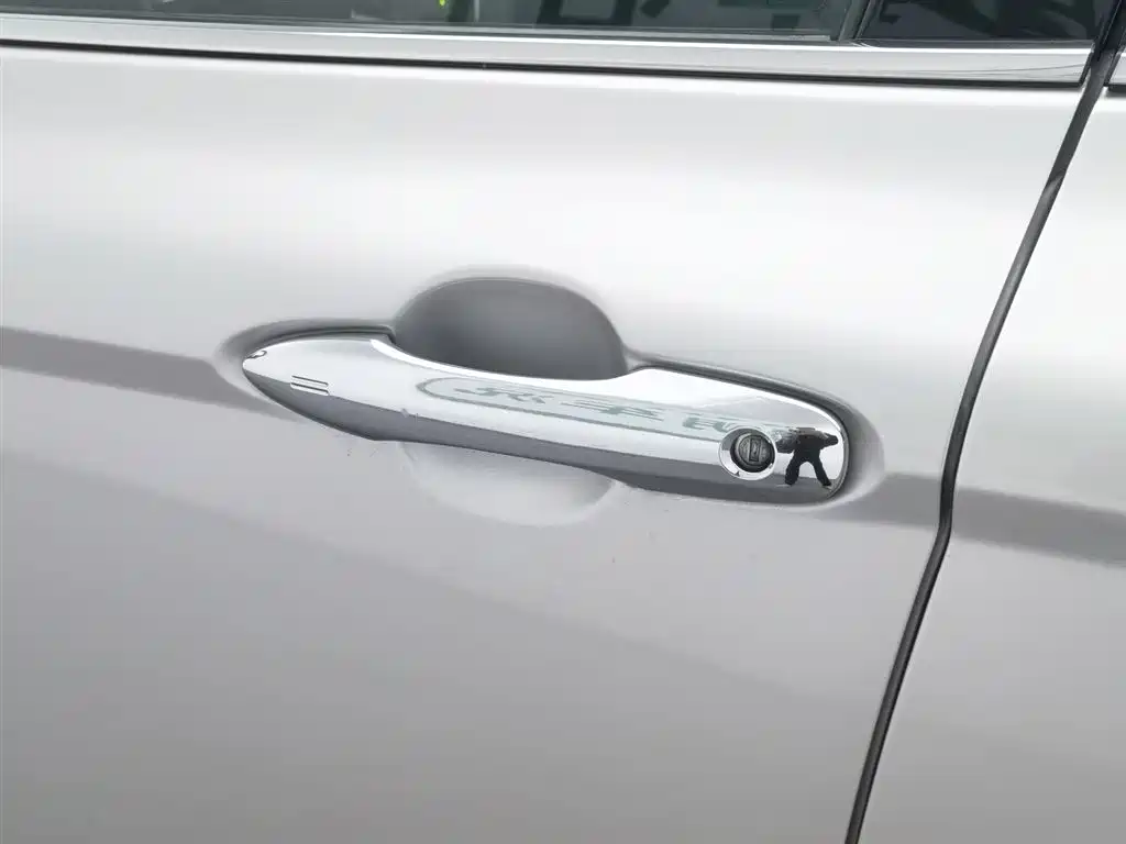 Toyota Camry 2022 — фото 18